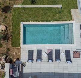 4 Bedroom Villa with heated pool near Rogoznica sleeps 8  